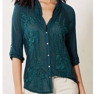 TINY Anthropologie cardamom embroidered shirt